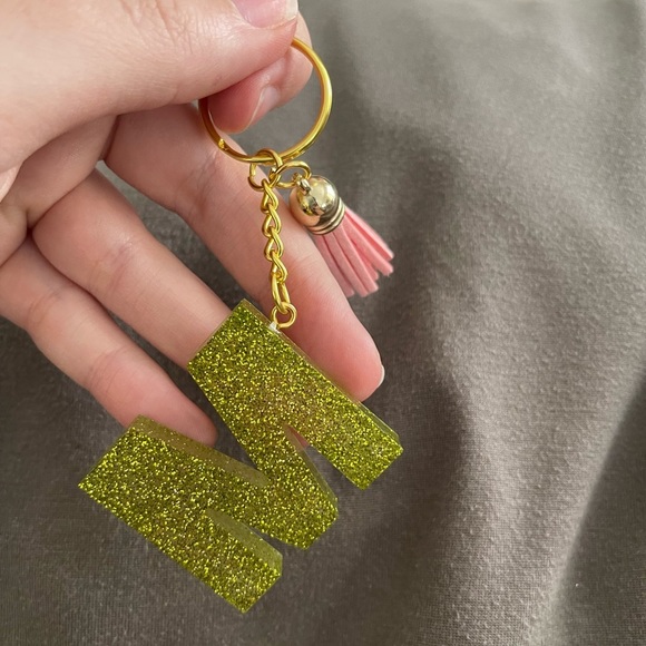 Handmade Letter "M" Keychain - Picture 2 of 6